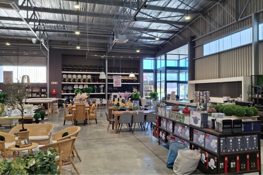 To Let commercial Property for Rent in Fairview Eastern Cape